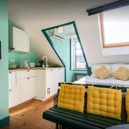 Lisbon Heart Apartments - Green Apartment By Lovelystay-3